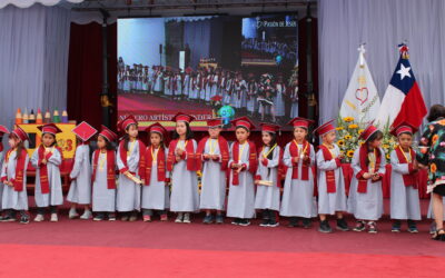 Creciendo Juntos: Alumnos Despiden Kínder y Dan la Bienvenida a la Enseñanza Básica